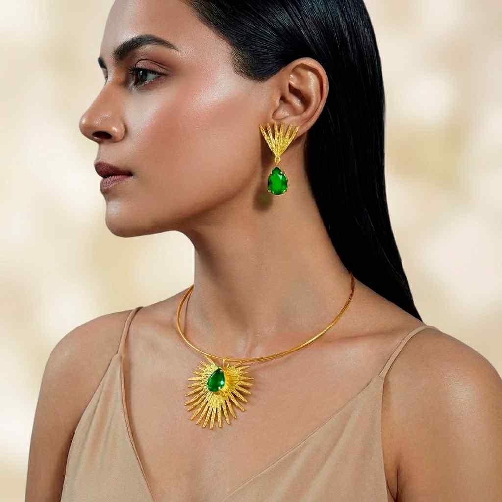 Set of Necklace and Earring (Pack of 1)